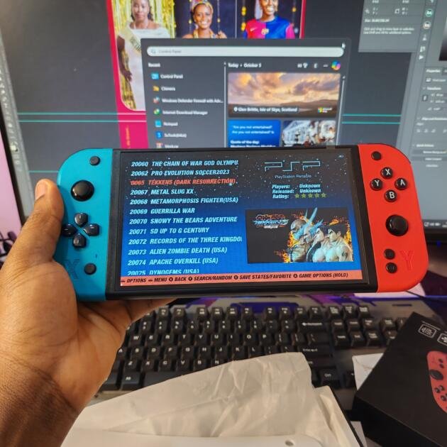 G90 Handheld Game Console (128GB)